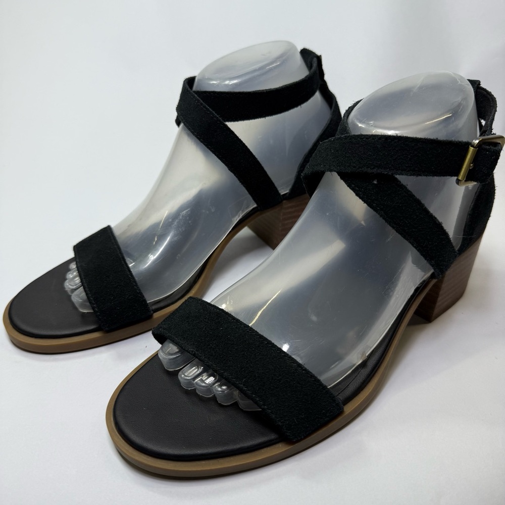 Koolaburra Black Suede Strappy Block Heel Sandals size 8